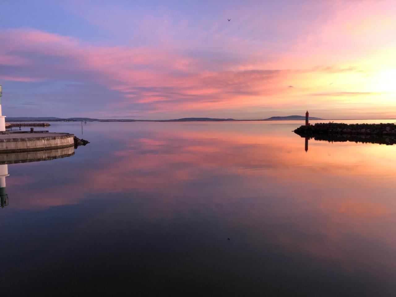 Rue Galilee Bed & Breakfast Marseillan  Bagian luar foto