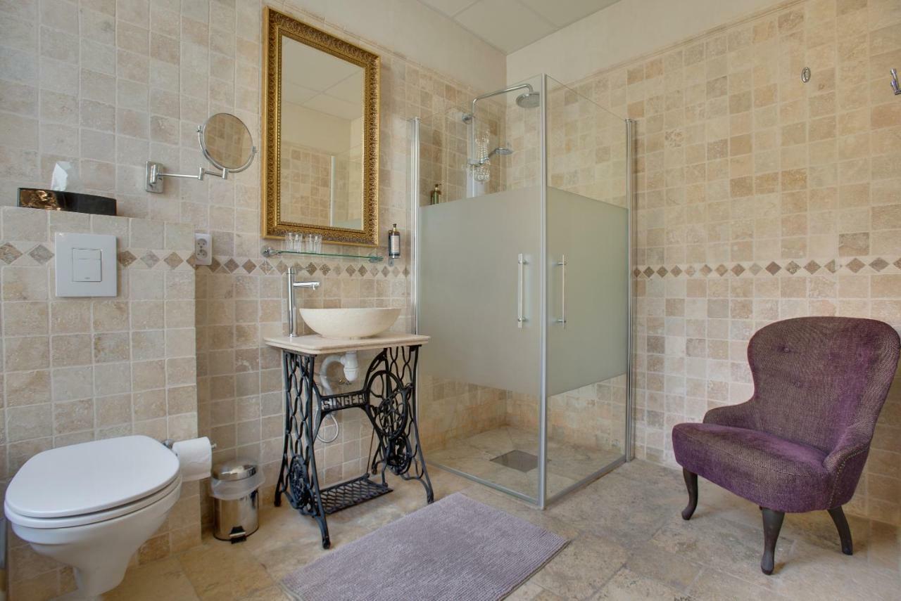 Rue Galilee Bed & Breakfast Marseillan  Bagian luar foto