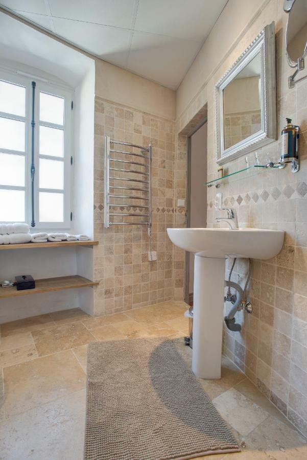 Rue Galilee Bed & Breakfast Marseillan  Bagian luar foto